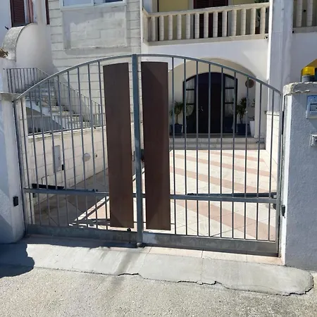 Tatil Evi House 46 - Relax A Pochi Minuti Dal Mare Giurdignano